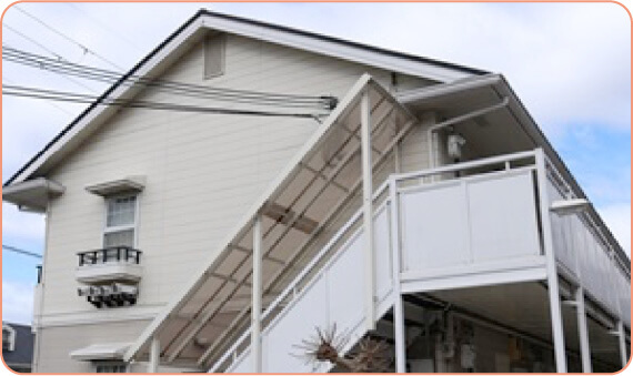 学生寮の外観 1