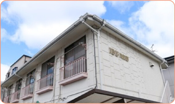 学生寮の外観 2