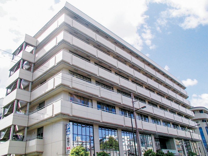 最先端の施設・設備を備えた看護棟で学ぶ