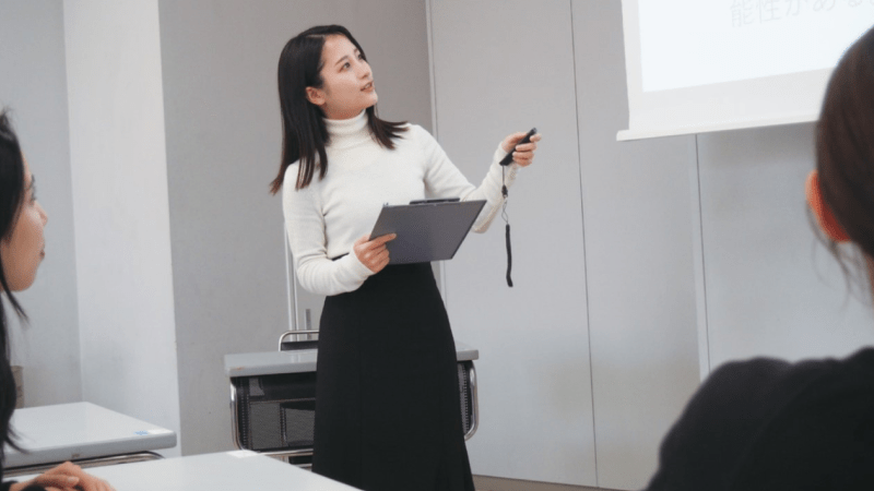 少人数のきめ細かなサポート体制