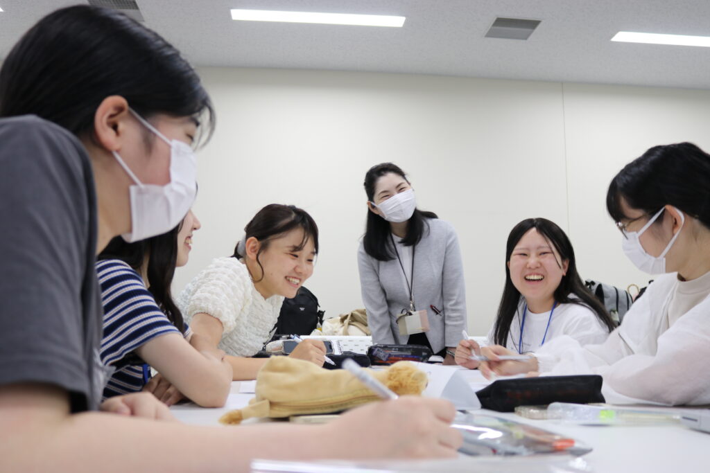 患者さんの困りごと、チームでどう支える?~ 看護学部×大阪大谷大学 薬学部 多職種連携ワークショップ~ | わわわ! | 四天王寺大学